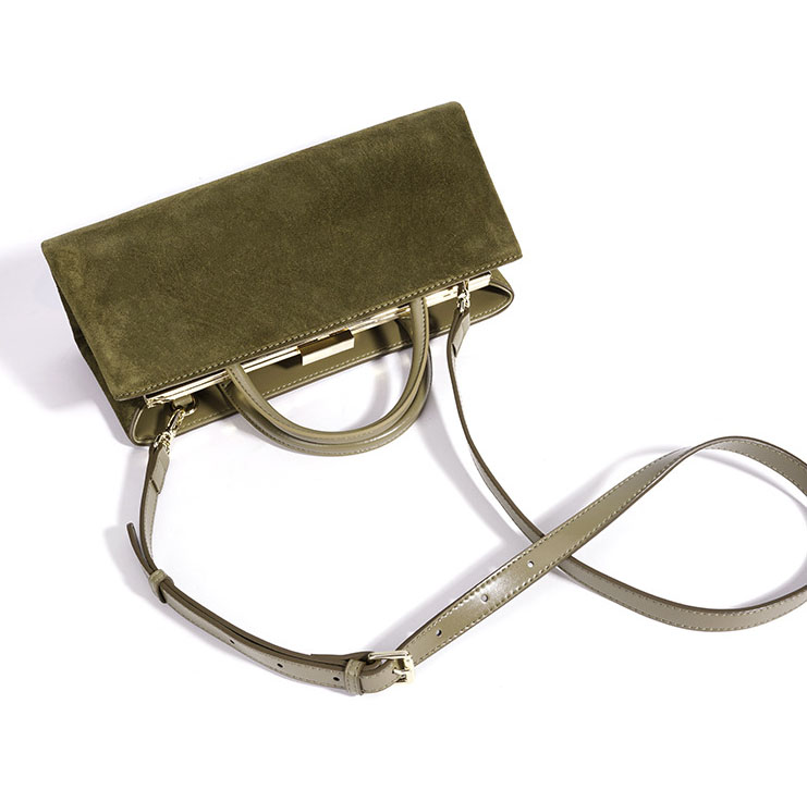 Limited-Edition Clasp Bag Kore - Luxury Bags Limited Edition review and price
